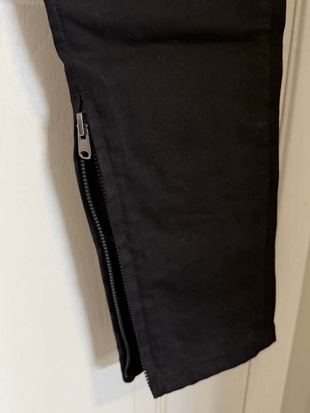 MNML Black Skinny Stretch Jeans with Side Zippers - Picture 3 of 14
